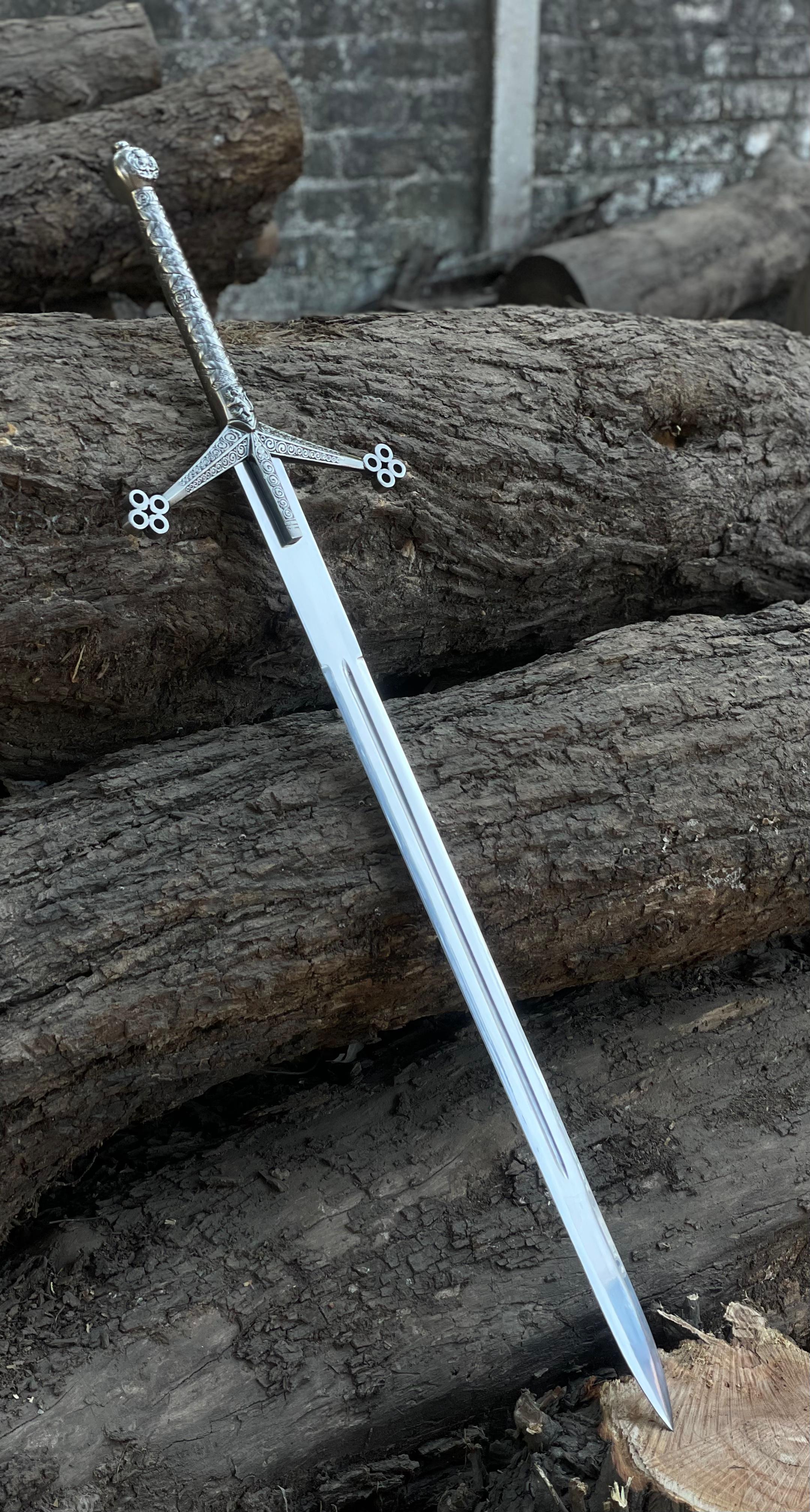 Scottish Claymore Sword – 42" Hand-Forged Highland Greatsword | Historical Two-Handed Scottish Sword Replica | Premium Collectible by Raptor Blades
